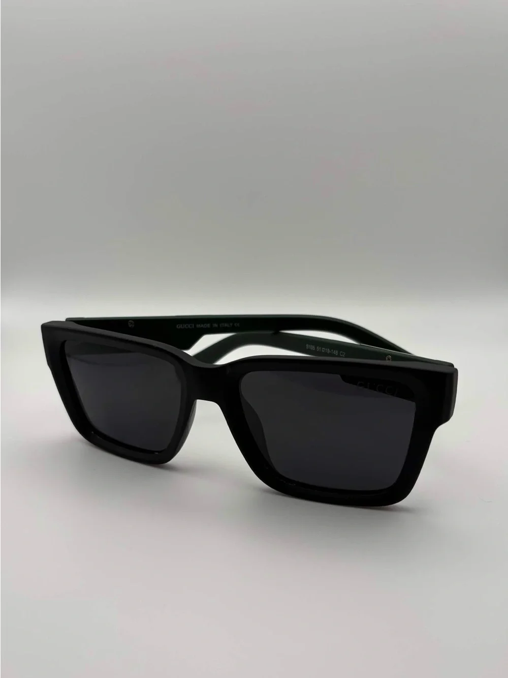 Gucci Black Sunglasses with Red & Green Temple Accents Excellent Condition